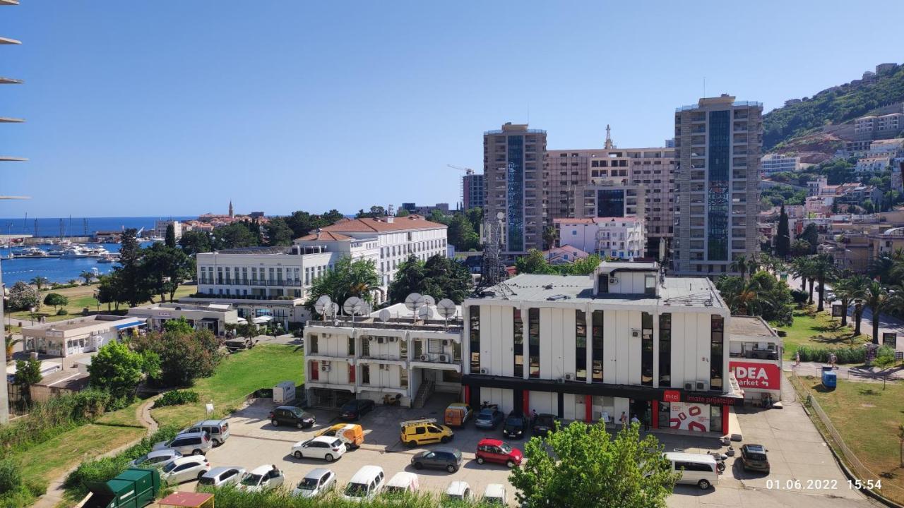 Apartments Lora In Apart-Hotel Budva Exteriér fotografie