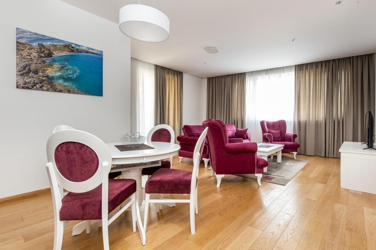 Apartments Lora In Apart-Hotel Budva Exteriér fotografie